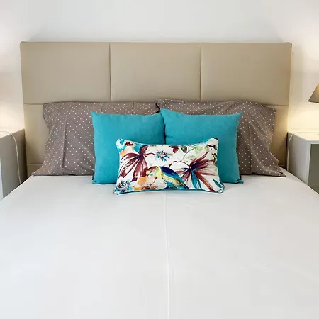 ベッド・アンド・ブレックファスト Bedrooms Ap Garden ラゴス