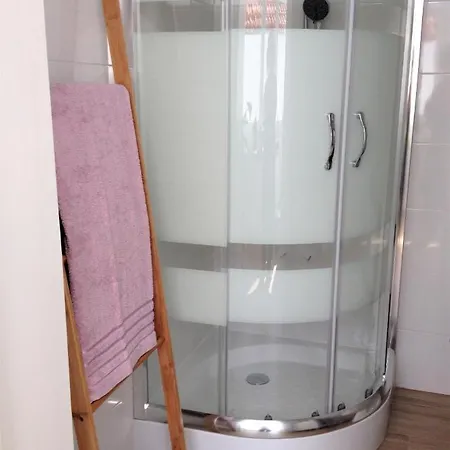 לינה וארוחת בוקר Bedrooms Ap Garden *