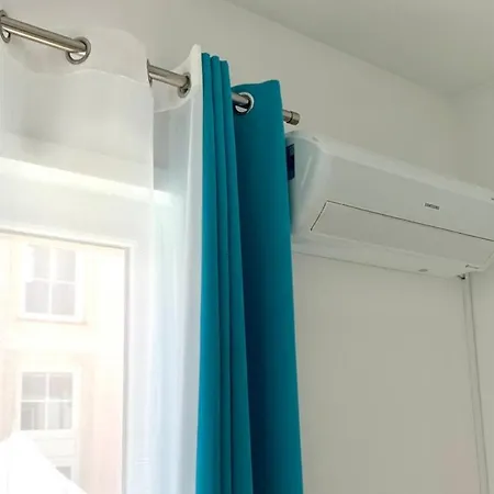 לינה וארוחת בוקר Bedrooms Ap Garden לאגוּ‏ש
